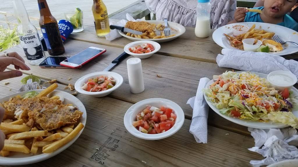18th Street Fishing Pier Bar & Grill | restaurant | 101 18th St, San Leon, TX 77539, USA | 2813392600 OR +1 281-339-2600