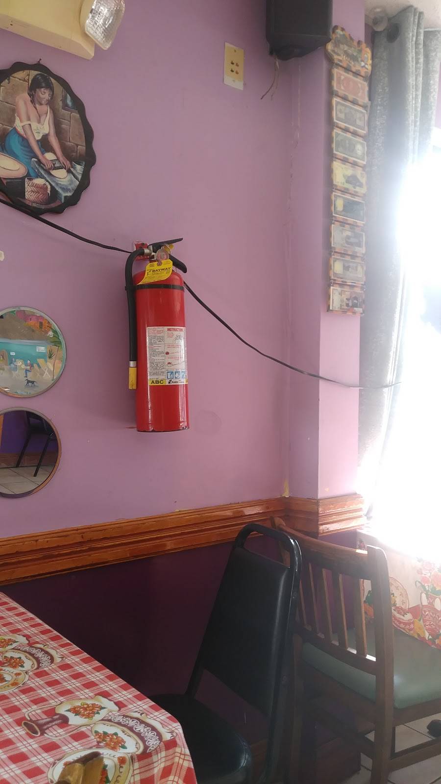 Comalapa | restaurant | 901 Magnolia Ave, Elizabeth, NJ 07201, USA | 9083510290 OR +1 908-351-0290