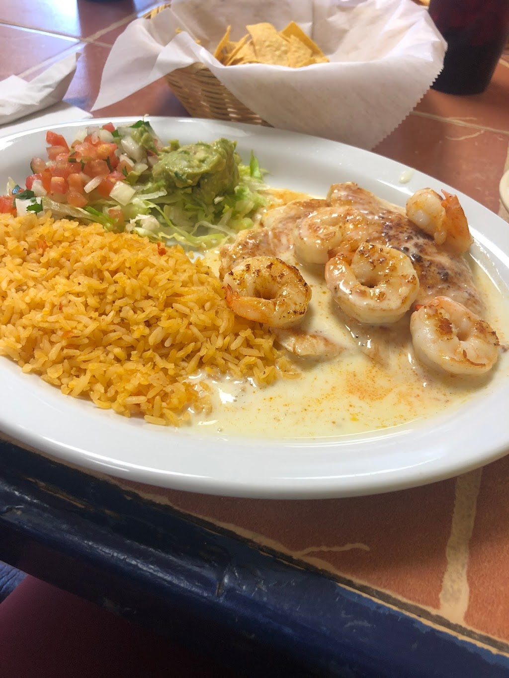 La Hacienda | restaurant | 209 Main St, Council Grove, KS 66846, USA | 6207676405 OR +1 620-767-6405