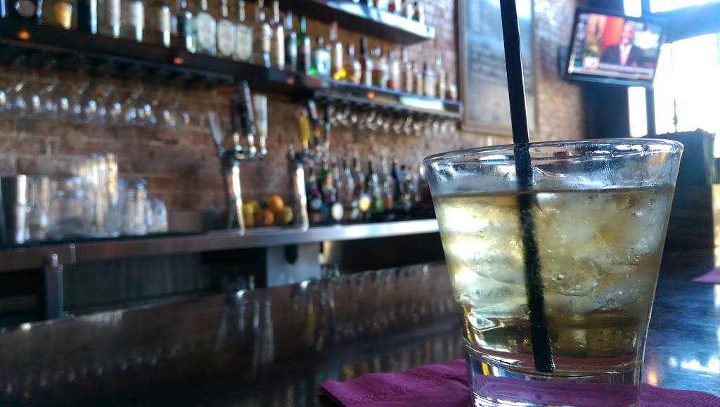 West Coast Tavern | restaurant | 2895 University Ave, San Diego, CA 92104, USA | 6192951688 OR +1 619-295-1688