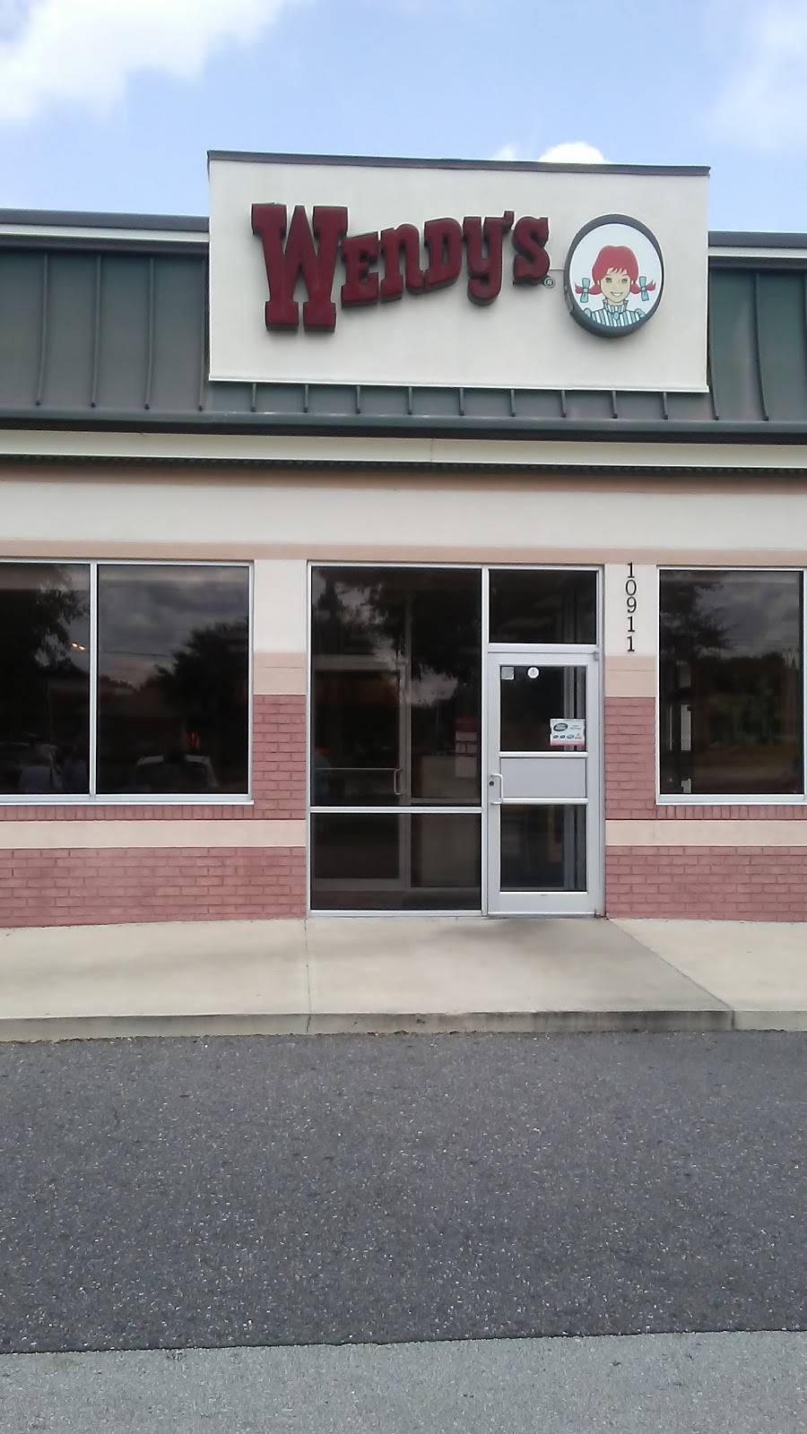 Wendys | restaurant | 10911 Baymeadows Rd, Jacksonville, FL 32256, USA | 9045198810 OR +1 904-519-8810