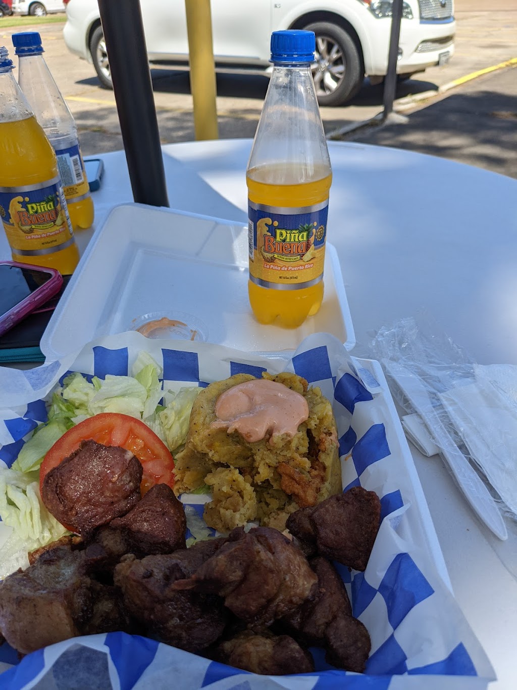 Los boricuas food truck | restaurant | 3305 Medical Triangle Dr, Port Arthur, TX 77642, USA | 4093001009 OR +1 409-300-1009