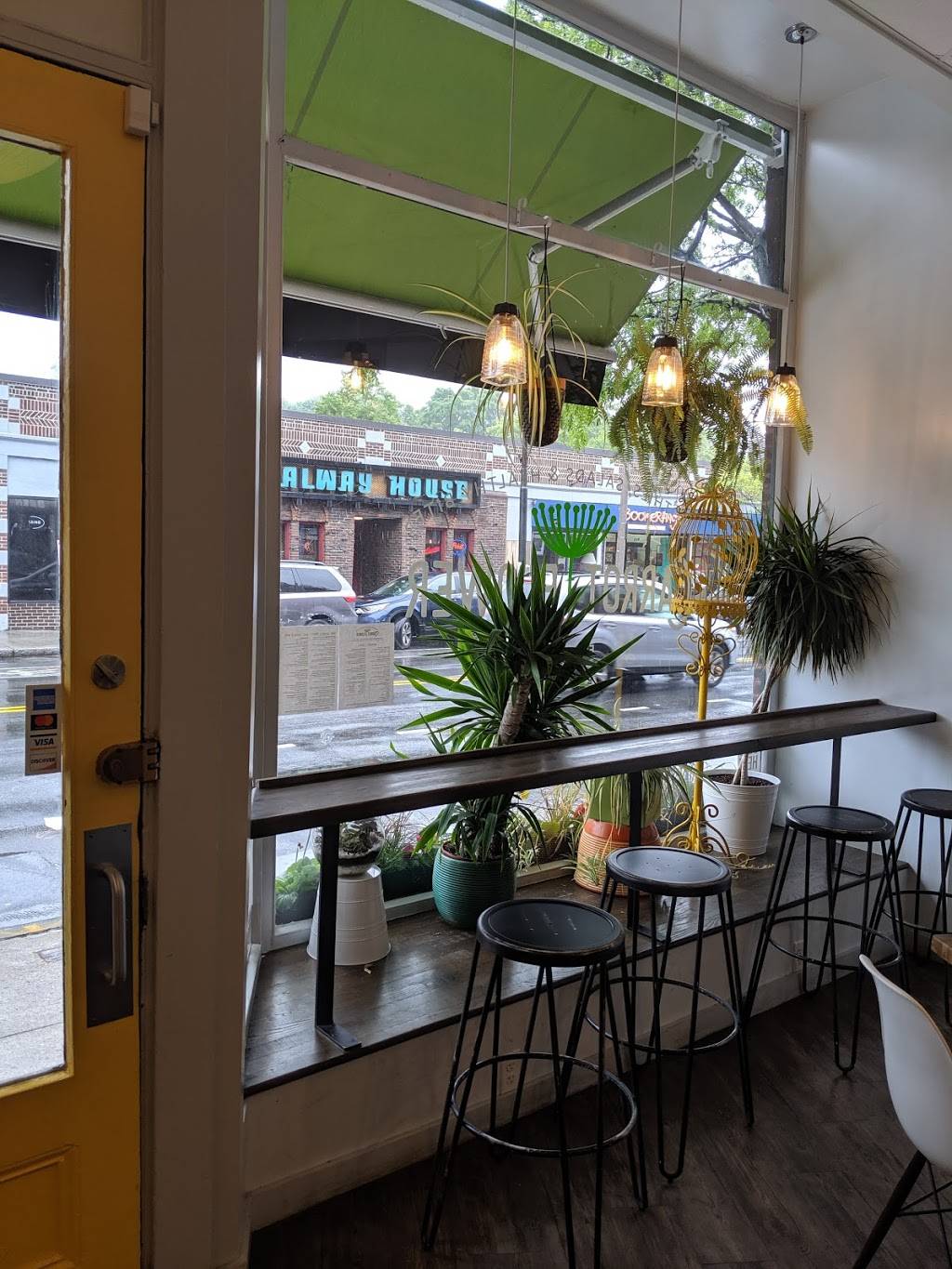 Carrot Flower | restaurant | 703 Centre St, Jamaica Plain, MA 02130, USA | 6179428923 OR +1 617-942-8923