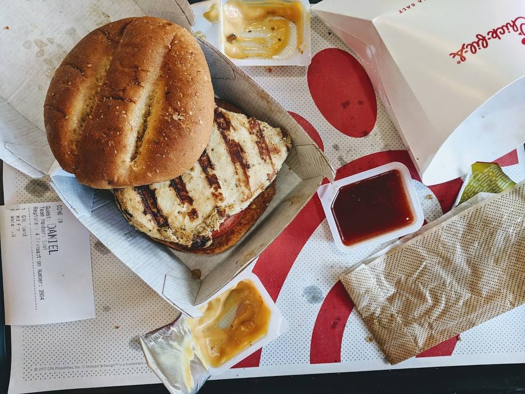 Chick-fil-A | restaurant | 2835 Ridge Rd, Rockwall, TX 75032, USA | 9727724443 OR +1 972-772-4443