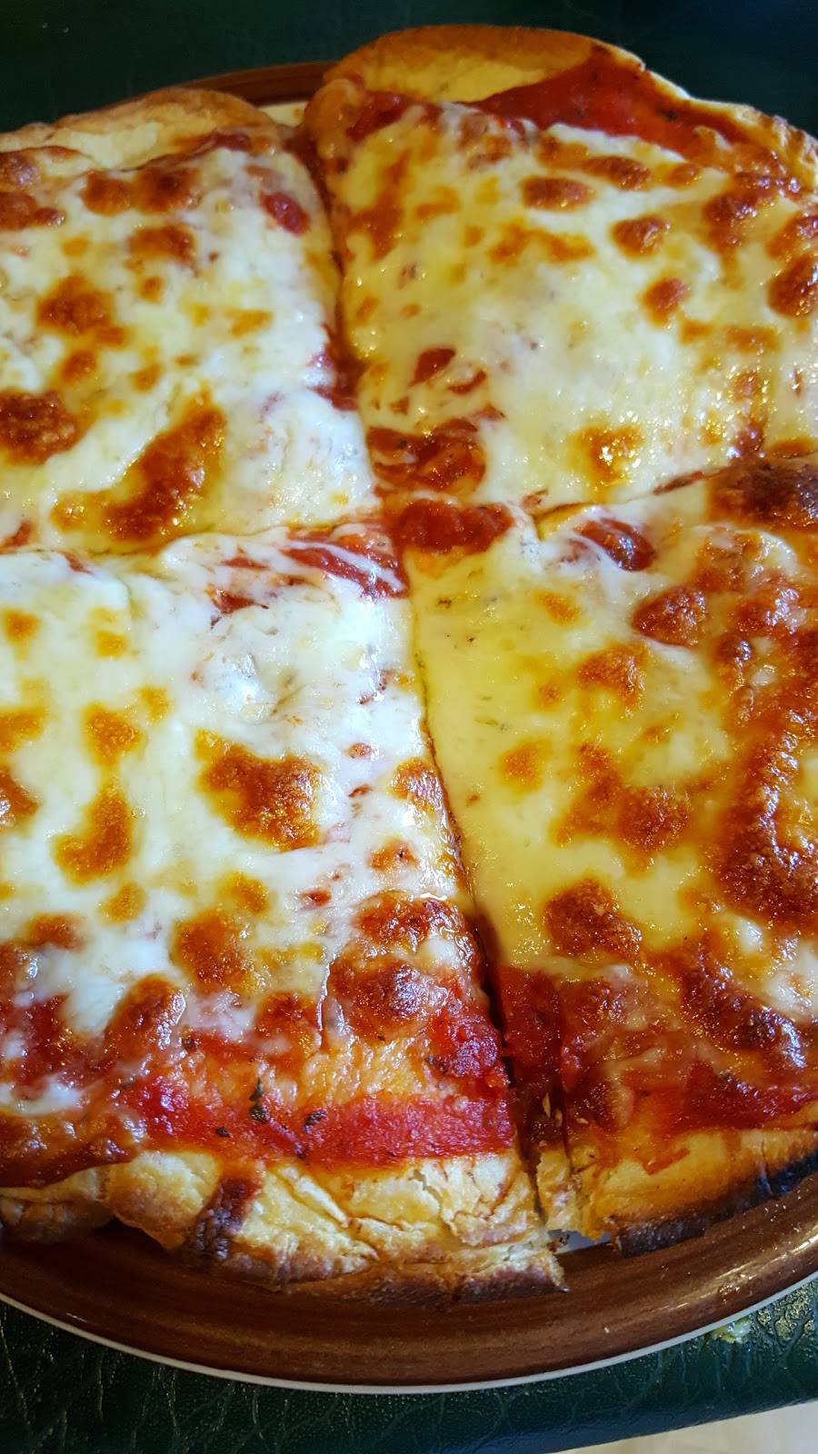 DAngelos Italian Place | restaurant | 3288 S Main St, Akron, OH 44319, USA | 3306444747 OR +1 330-644-4747