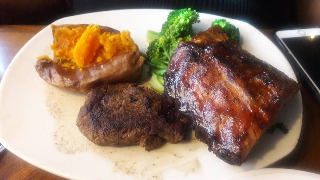 Outback Steakhouse | restaurant | 24900 Sperry Dr, Westlake, OH 44145, USA | 4408923445 OR +1 440-892-3445