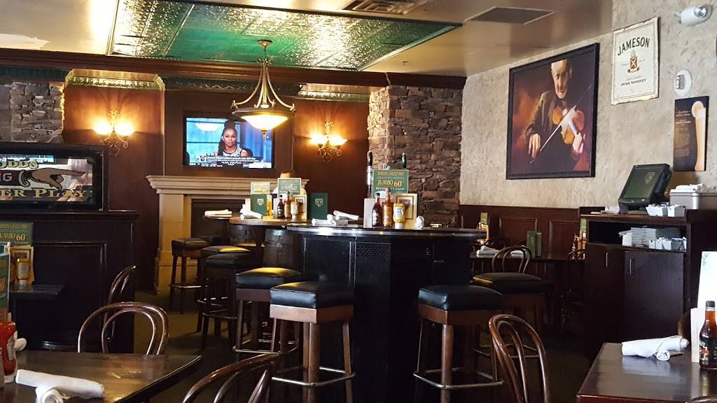 Henneseys Tavern | restaurant | 425 Fremont St #110, Las Vegas, NV 89101, USA | 7023824421 OR +1 702-382-4421