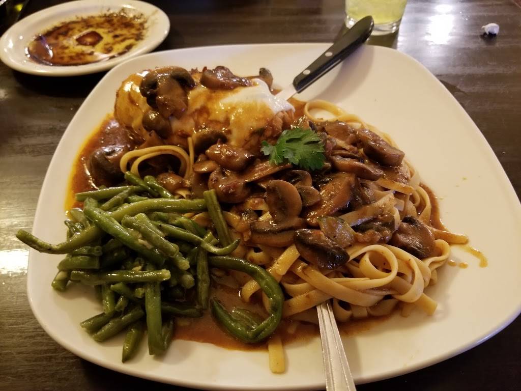 Sorrento Pizzeria & Italian Restaurant | restaurant | 1004 Crossroads Dr, Statesville, NC 28625, USA | 7048780550 OR +1 704-878-0550