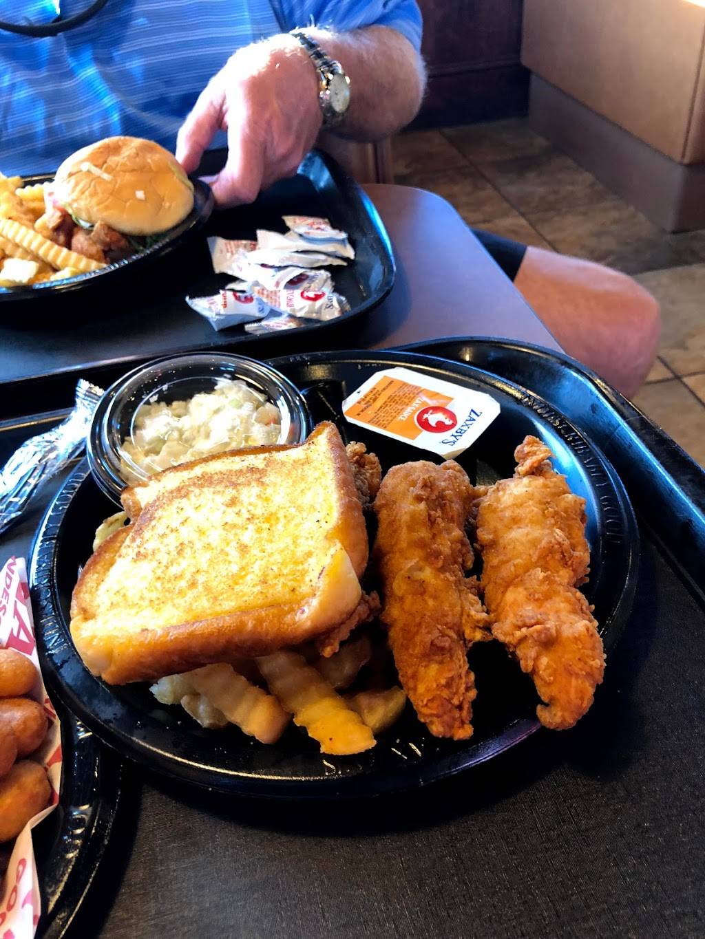 Zaxbys Chicken Fingers & Buffalo Wings | restaurant | 2100 Florence Harllee Blvd, Florence, SC 29506, USA | 8436623900 OR +1 843-662-3900