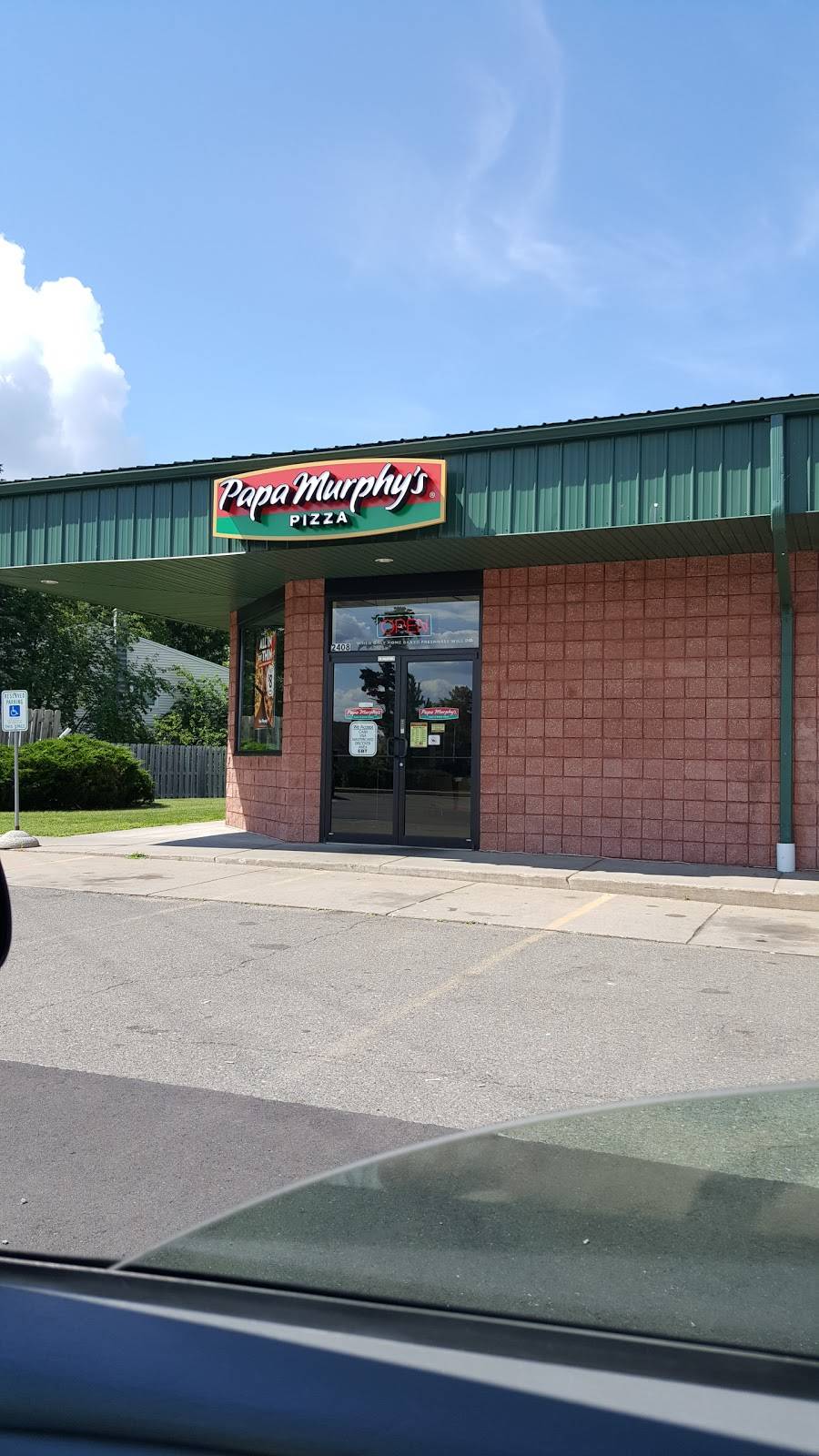 Papa Murphys Take N Bake Pizza | meal takeaway | 2408 Schofield Ave, Weston, WI 54476, USA | 7153552653 OR +1 715-355-2653