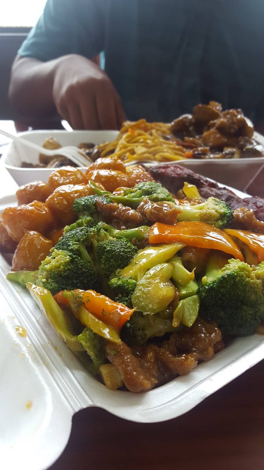 China Express | restaurant | 2725 8th Ave, Fort Worth, TX 76110, USA | 8179214828 OR +1 817-921-4828