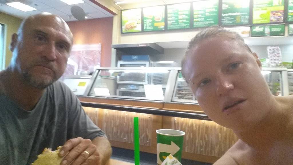 Subway Restaurants | restaurant | 132 Mariner Blvd #16, Spring Hill, FL 34609, USA | 3528357126 OR +1 352-835-7126