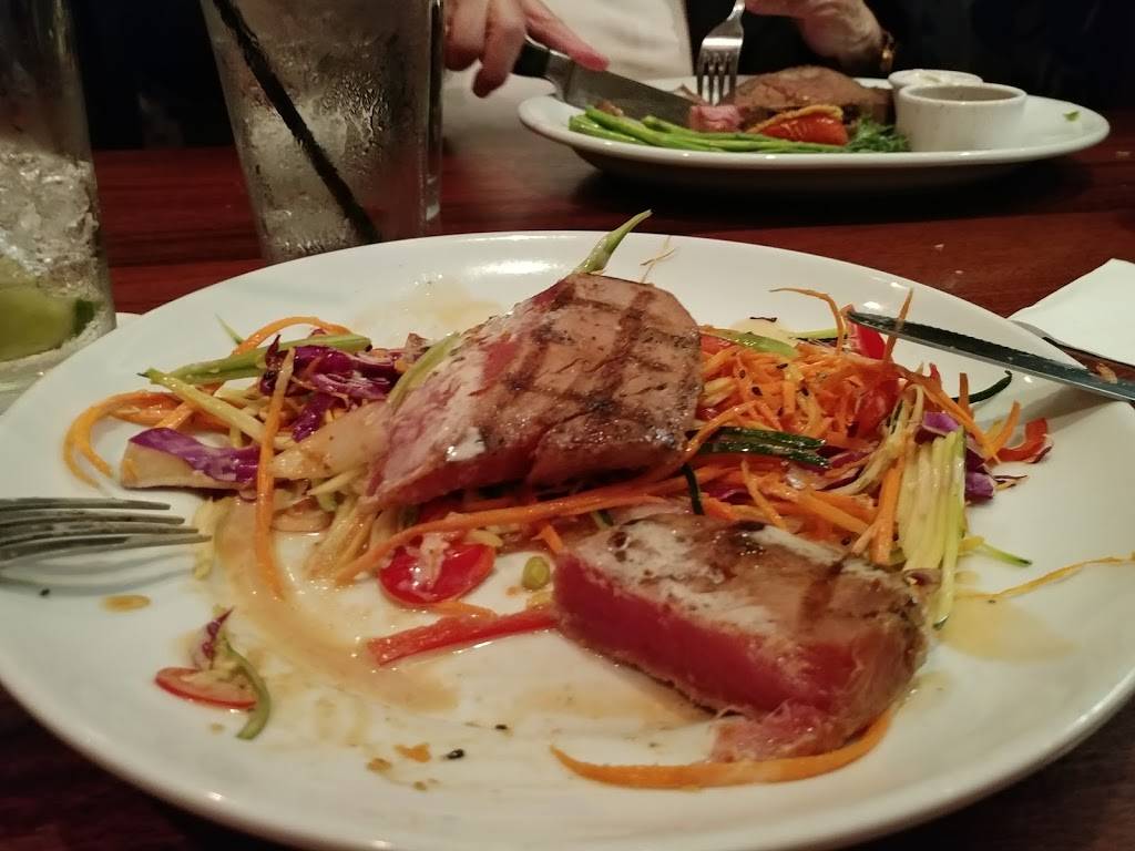 Stonewood Grill & Tavern | restaurant | 10120 Forest Hill Blvd #110, Wellington, FL 33414, USA | 5617849796 OR +1 561-784-9796