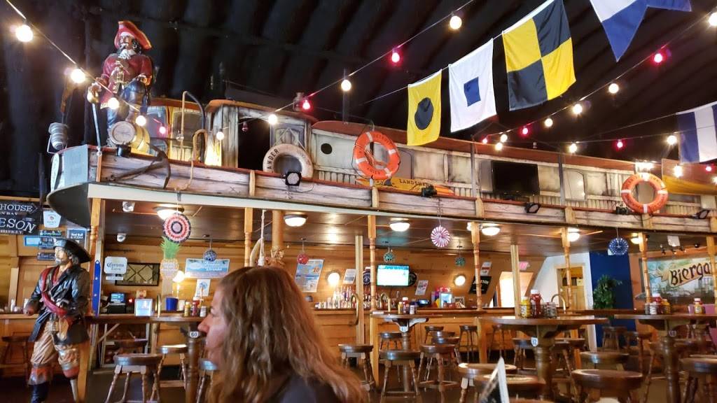 The Boathouse Bar and Grill | restaurant | 218 Hartford Ave, Put-In-Bay, OH 43456, USA | 4192855665 OR +1 419-285-5665