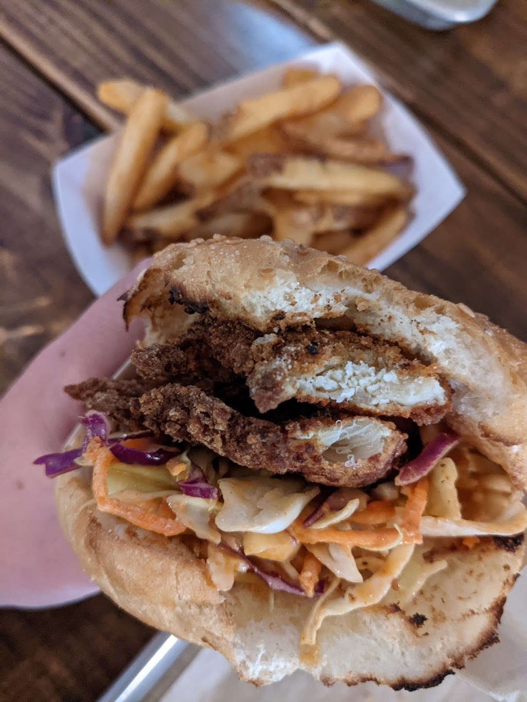 The Cross-Eyed Cricket Watering Hole | restaurant | 20565 NE Brinson Blvd, Bend, OR 97701, USA | 5413824270 OR +1 541-382-4270