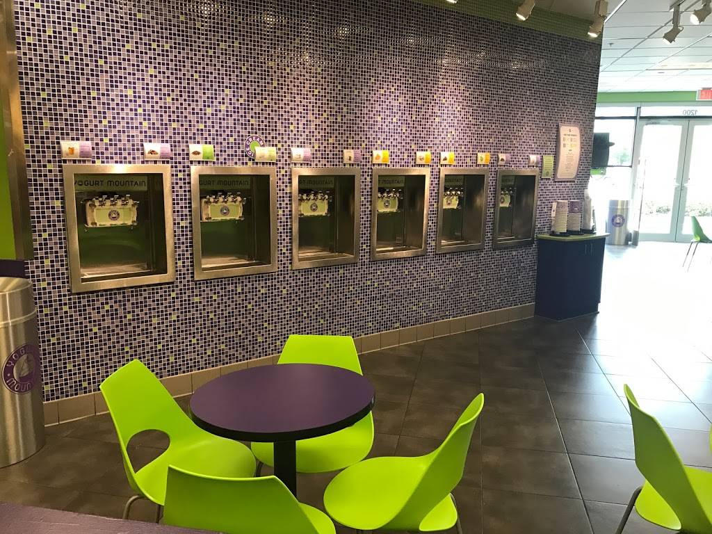 Yogurt Mountain | restaurant | 4125 Cleveland Ave, Fort Myers, FL 33901, USA | 2399311012 OR +1 239-931-1012