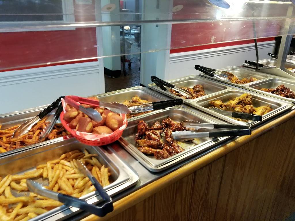 Lil Ds Dugout | restaurant | 3051 S Irby St, Florence, SC 29505, USA | 8436405453 OR +1 843-640-5453