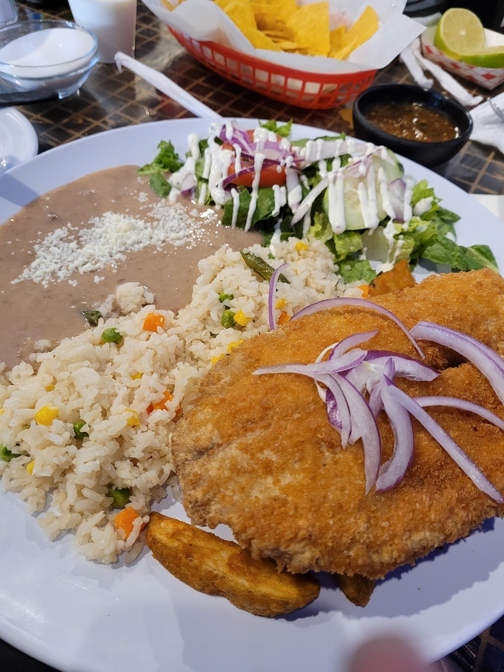 El Habanero Bar & Grill | restaurant | 14830 1st Ave S, Burien, WA 98168, USA | 2062443443 OR +1 206-244-3443