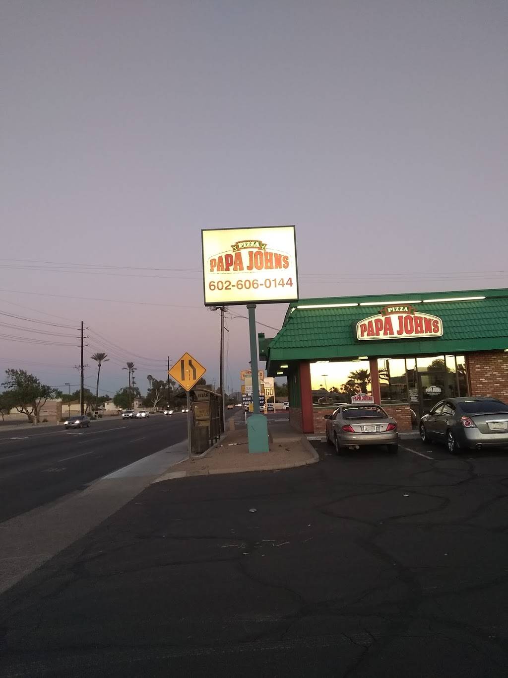 Papa Johns Pizza | restaurant | 3441 W Northern Ave, Phoenix, AZ 85051, USA | 6026060144 OR +1 602-606-0144