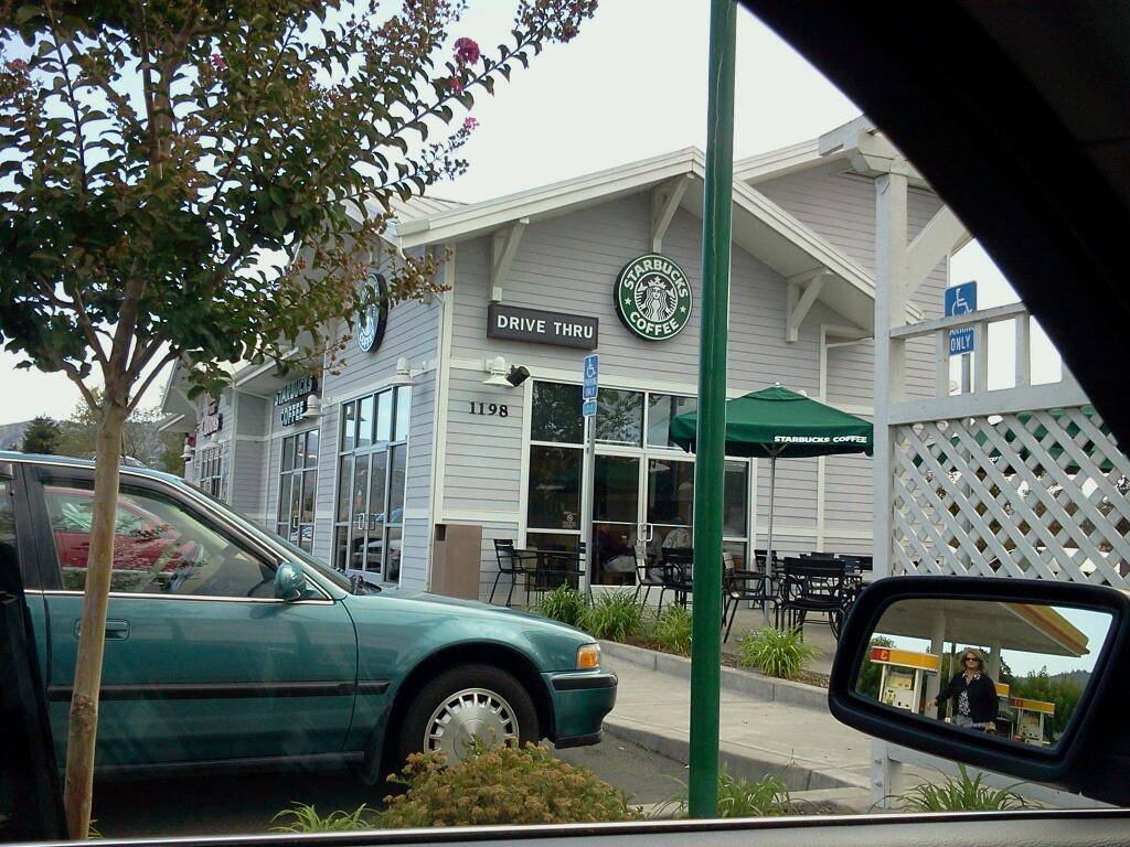 Starbucks | cafe | 1198 S Cloverdale Blvd, Cloverdale, CA 95425, USA | 7078944637 OR +1 707-894-4637