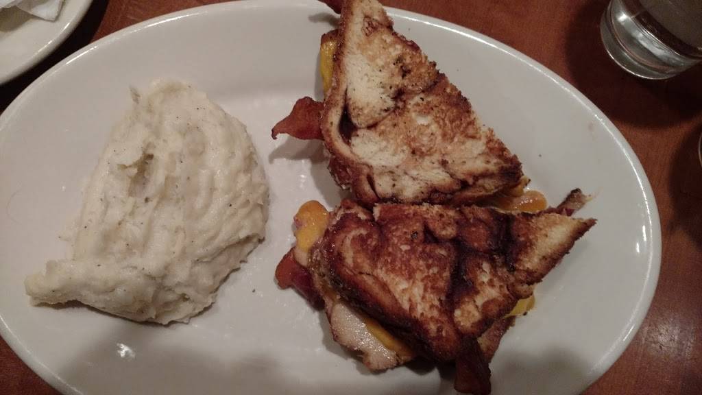 Lakeshore Grill | restaurant | 6601 France Ave S, Edina, MN 55435, USA | 9529246727 OR +1 952-924-6727