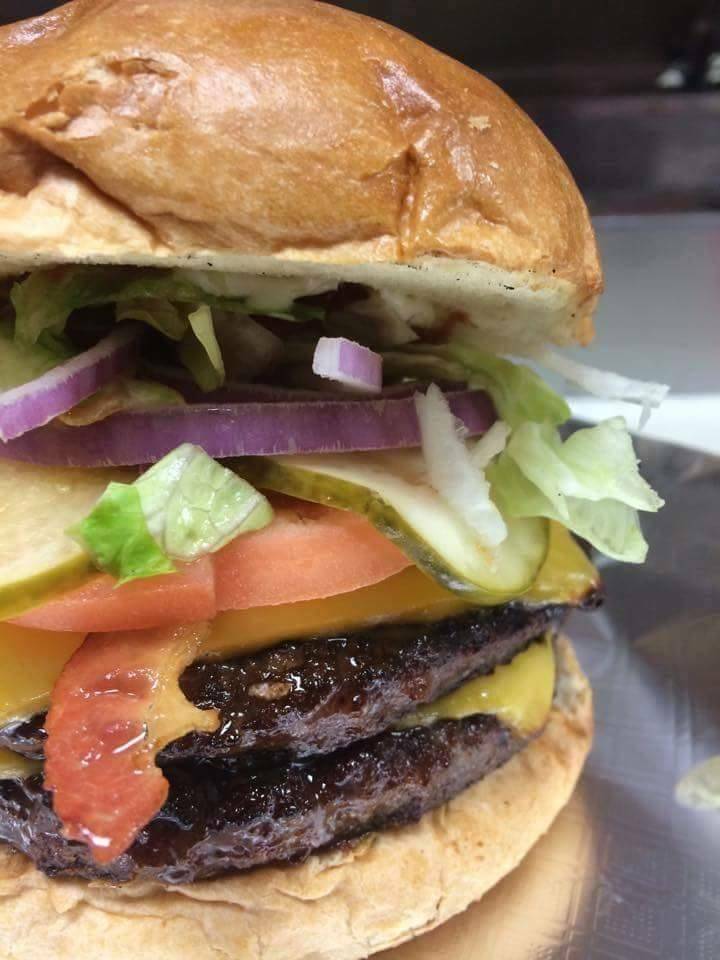 Happys Pizza | restaurant | 1329 24th St, Port Huron, MI 48060, USA | 8109898888 OR +1 810-989-8888