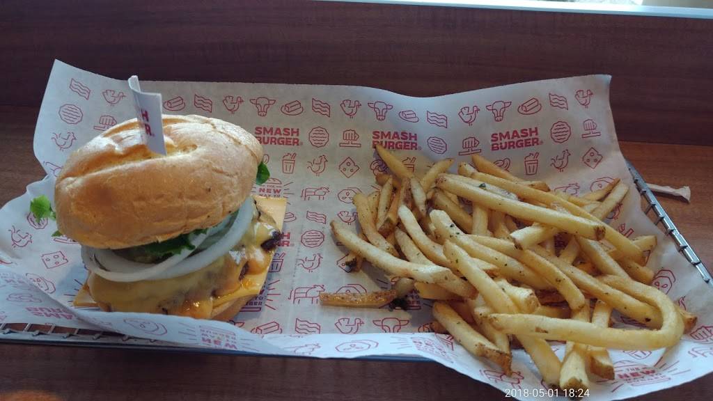 Smashburger | restaurant | 2925 S Alma School Rd Ste 8, Chandler, AZ 85286, USA | 6028920658 OR +1 602-892-0658