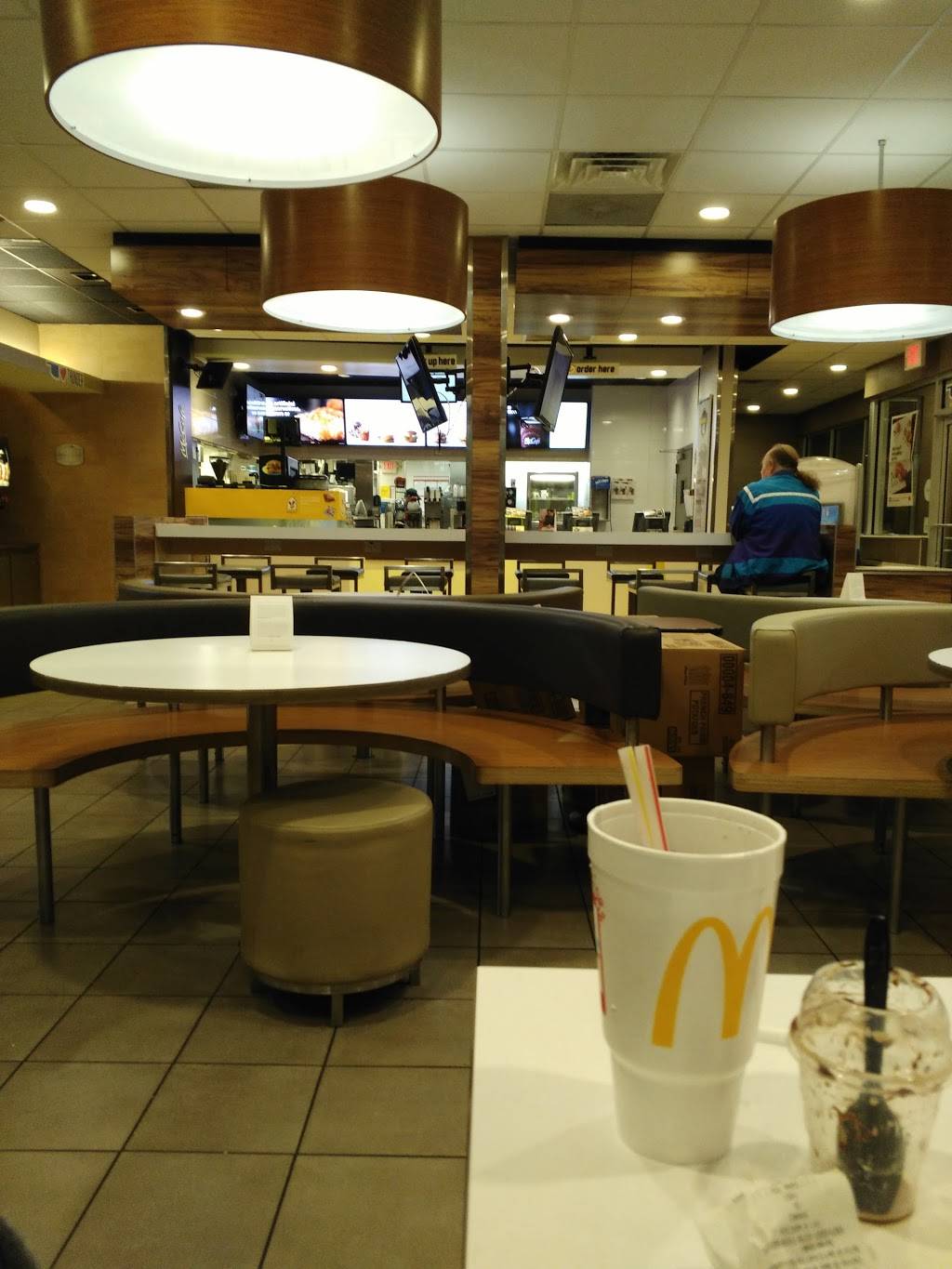 McDonalds | cafe | 1411 N Harrison St, Shawnee, OK 74801, USA | 4052737200 OR +1 405-273-7200