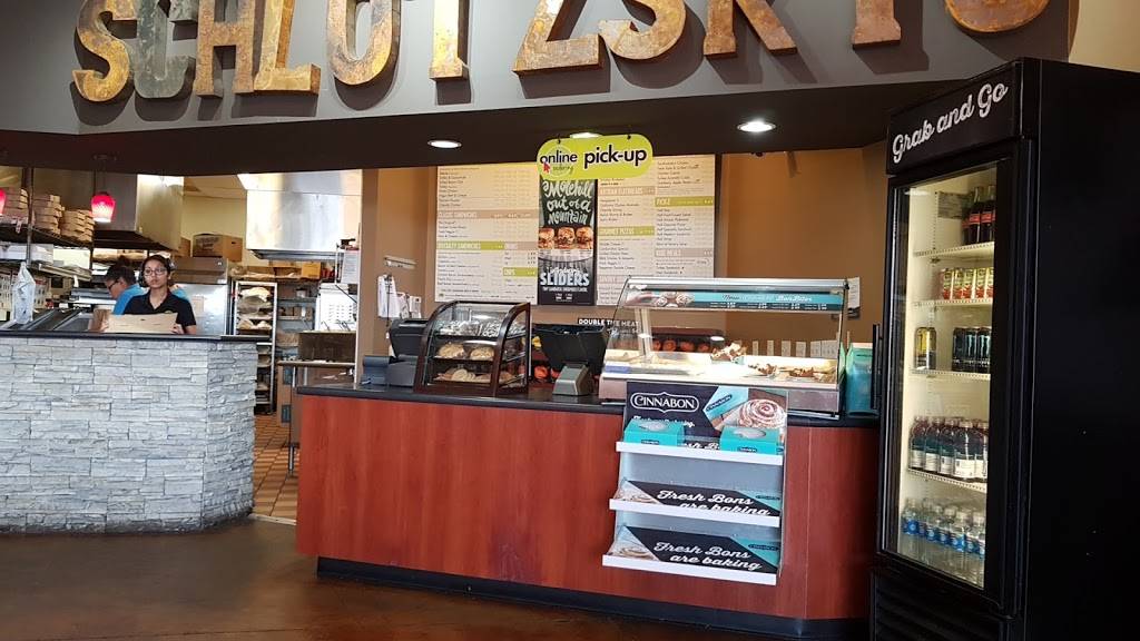 Schlotzskys | meal takeaway | 9827 Potranco Rd, San Antonio, TX 78251, USA | 2105430800 OR +1 210-543-0800