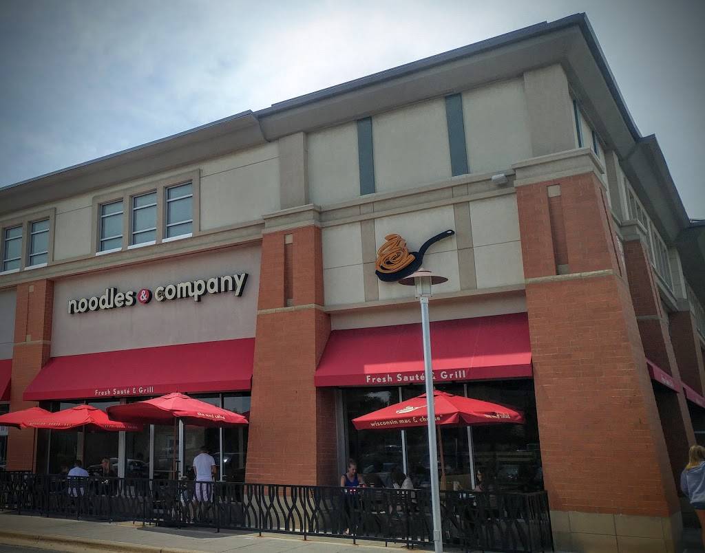 Noodles and Company | restaurant | 1310 Commons Dr, Geneva, IL 60134, USA | 6302626400 OR +1 630-262-6400