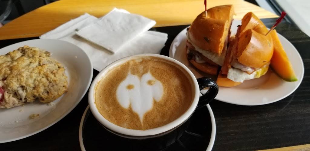 Black Diamond Cafe | cafe | 6399 Christie Ave, Emeryville, CA 94608, USA | 5109229124 OR +1 510-922-9124