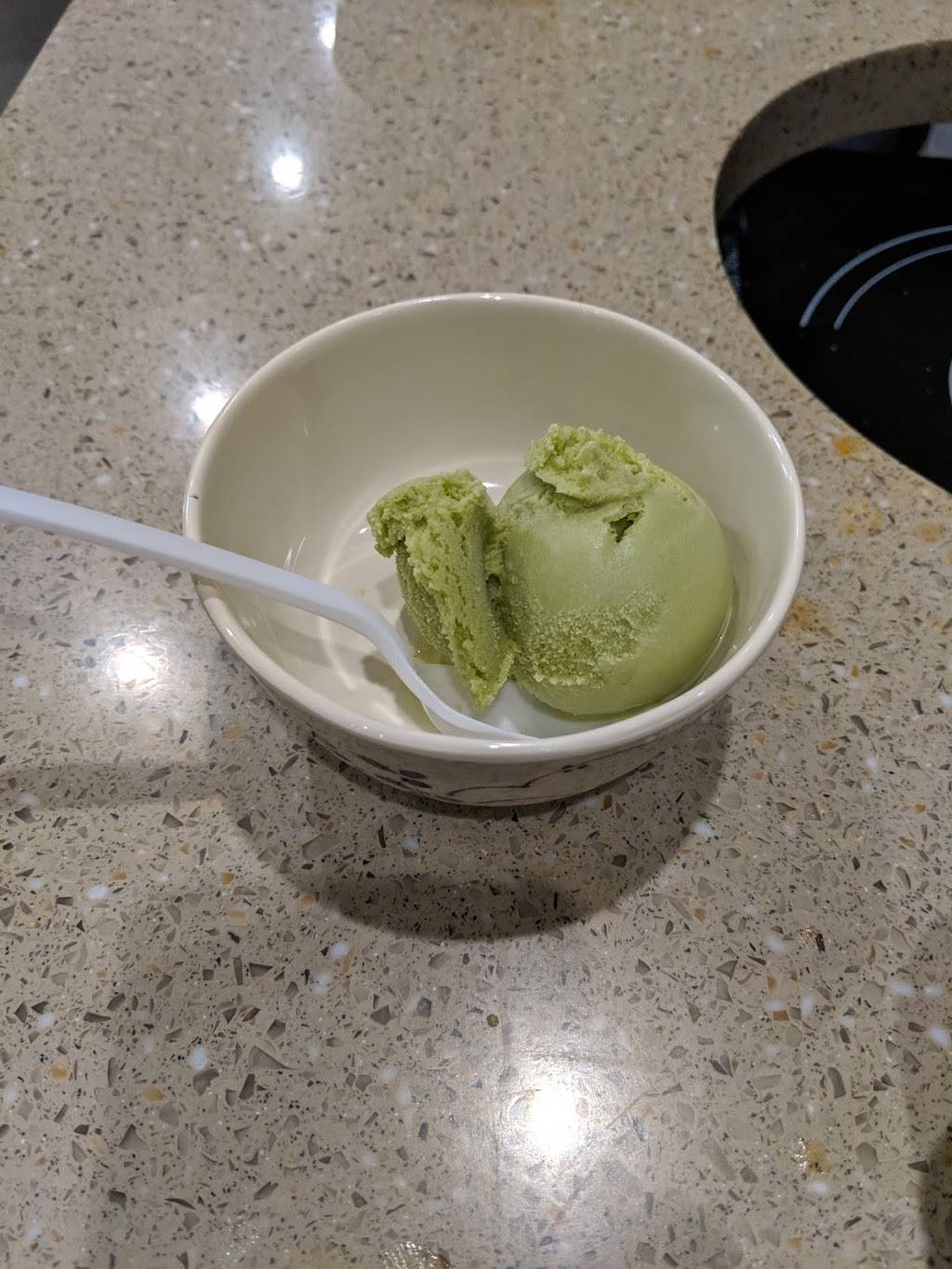 Shabu House | restaurant | 1050 Valencia St, San Francisco, CA 94110, USA | 4157570889 OR +1 415-757-0889