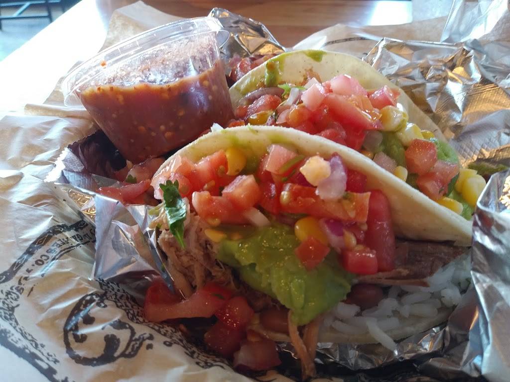 Illegal Petes DU | restaurant | 1744 E Evans Ave, Denver, CO 80210, USA | 7209742198 OR +1 720-974-2198