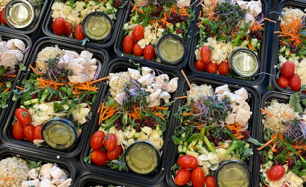 Community By Fuel Up Fresh | restaurant | 3214 W Silver Lake Rd, Fenton, MI 48430, USA | 8102080080 OR +1 810-208-0080