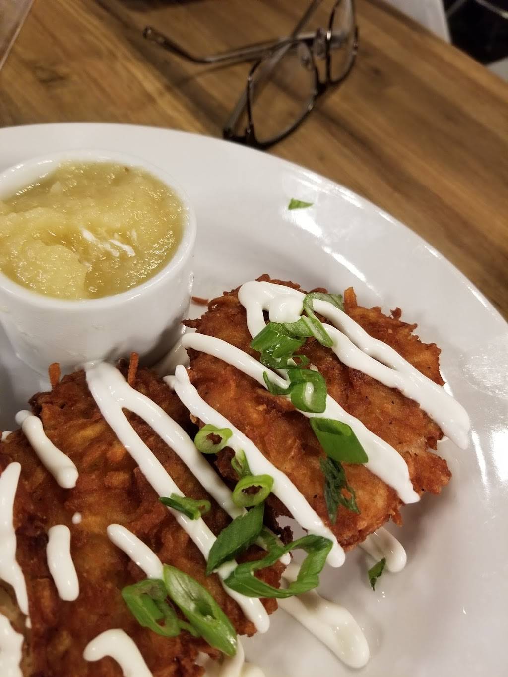 Rhine Haus Bier Hall | restaurant | 40 N Phelps St, Youngstown, OH 44503, USA | 2342548418 OR +1 234-254-8418