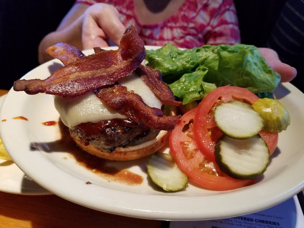 California Dreaming Restaurant | restaurant | 401 Main St, Columbia, SC 29201, USA | 8032546767 OR +1 803-254-6767