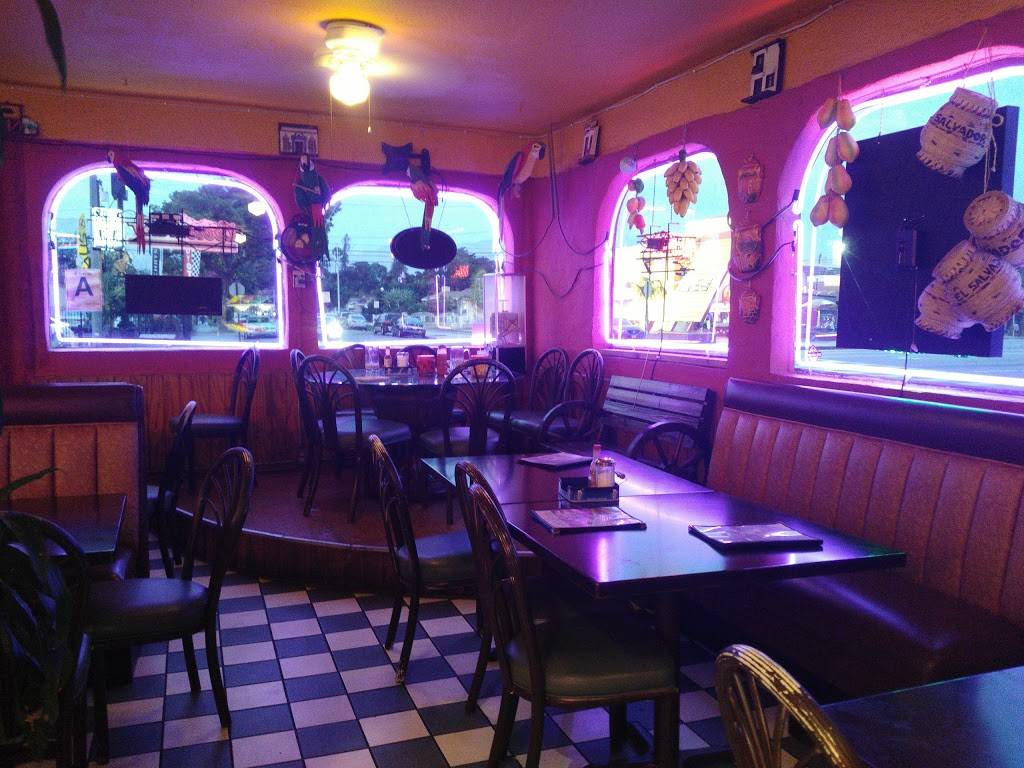 Don Carlos Pupuseria | restaurant | 10928 Garvey Ave, South El Monte, CA 91733, USA | 6262791343 OR +1 626-279-1343