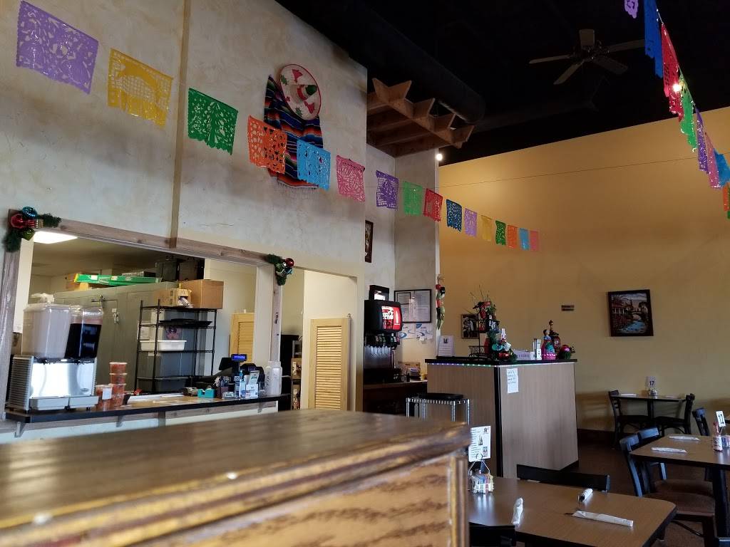 Marias Authentic Mexican Food | restaurant | 2207 US-12 H, Spring Grove, IL 60081, USA | 8155810117 OR +1 815-581-0117