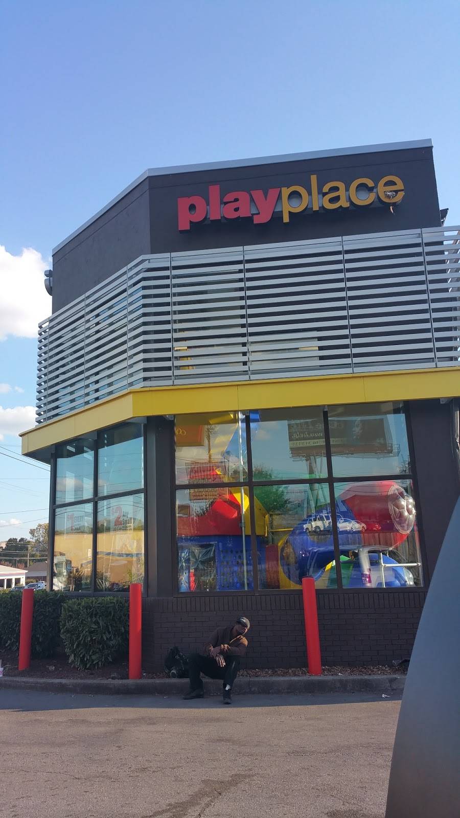 McDonalds | cafe | 4041 Nolensville Pike, Nashville, TN 37211, USA | 6158332511 OR +1 615-833-2511