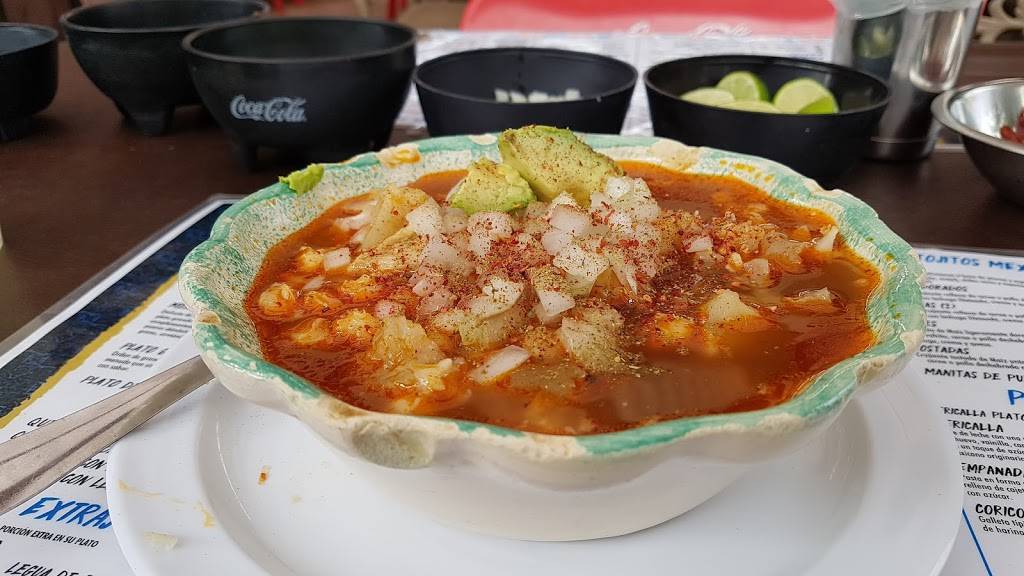 Menudería Guadalajara PLAYAS | restaurant | Calle Pedregal 1101, Playas, Jardines Playas de Tijuana, 22500 Tijuana, B.C., Mexico | 016643827052 OR +52 664 382 7052