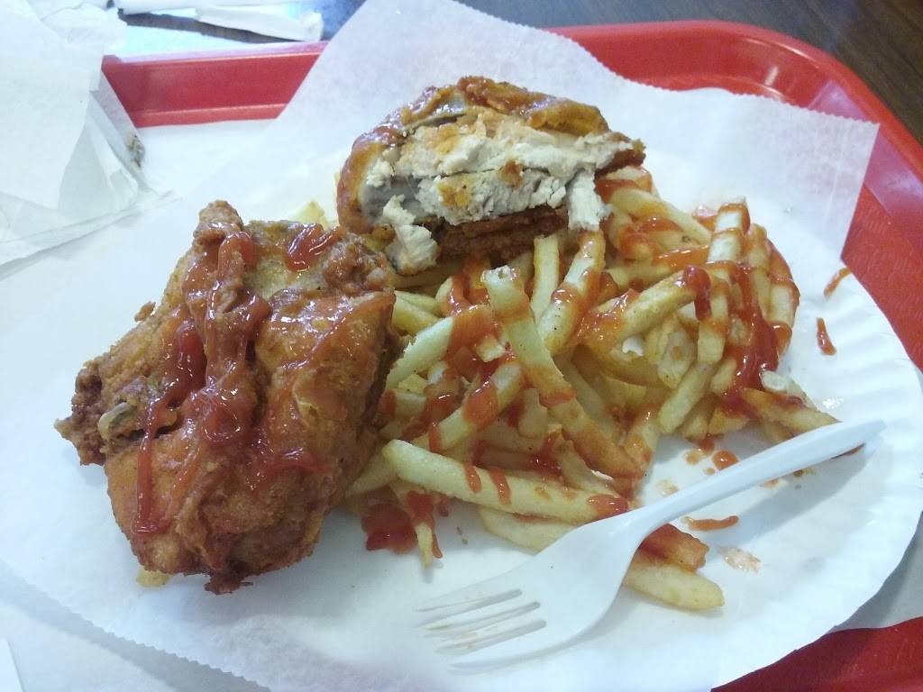 Crown Fried Chicken - CFC | restaurant | 4 Front St, Worcester, MA 01608, USA | 5087537170 OR +1 508-753-7170