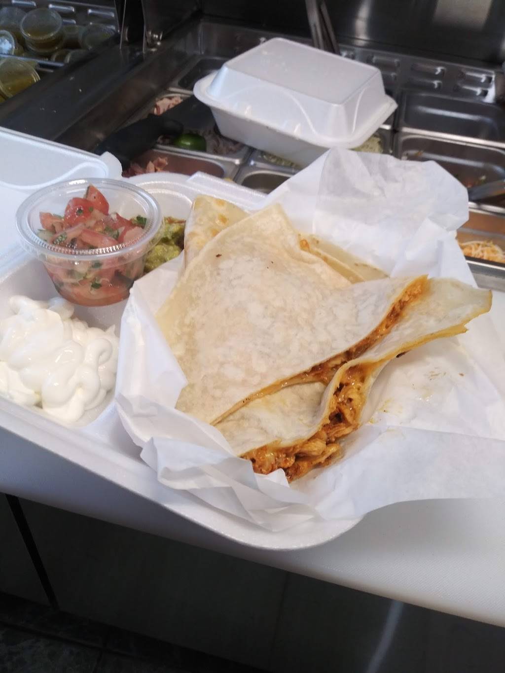 La Pasadita Mexican Grill | restaurant | 840 S 24th St, Omaha, NE 68108, USA | 4023190741 OR +1 402-319-0741