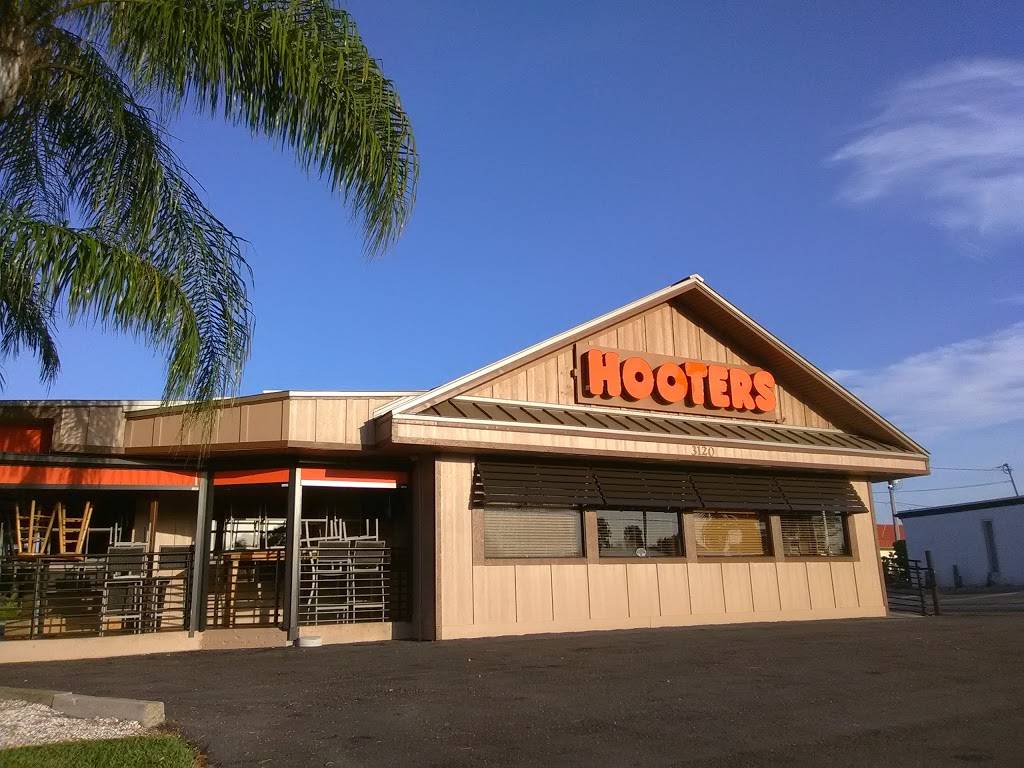 Hooters | meal takeaway | 3120 Del Prado Blvd S, Cape Coral, FL 33904, USA | 2399454700 OR +1 239-945-4700