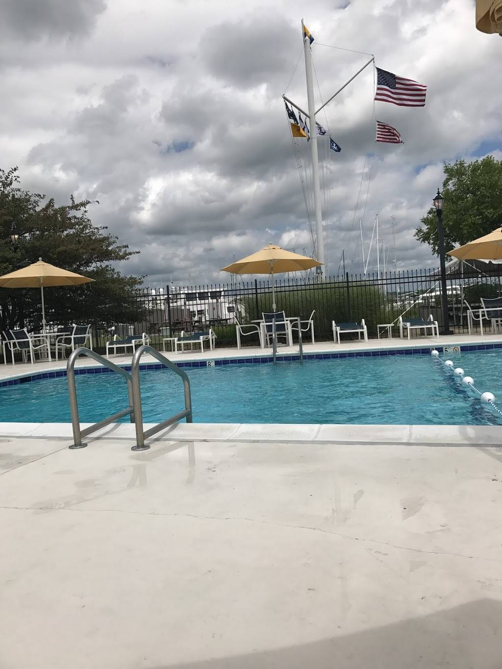 Chesapeake Yacht Club | restaurant | 4943 Hine Dr, Shady Side, MD 20764, USA | 4108671500 OR +1 410-867-1500