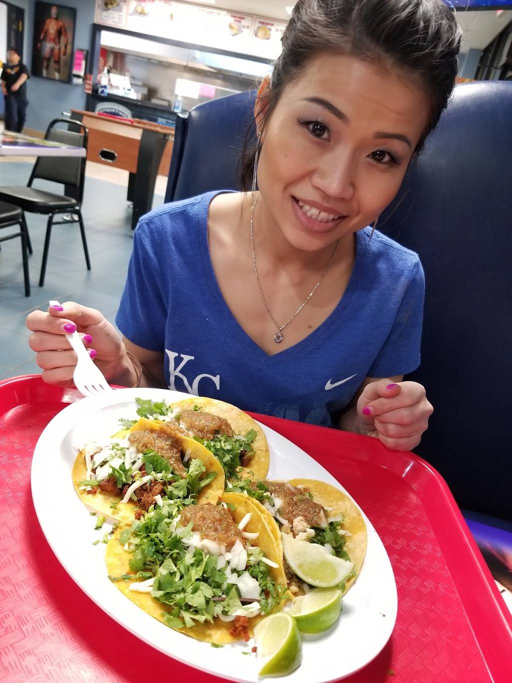 Jalapeño Tacos Kc | restaurant | 8140 NW Prairie View Rd, Kansas City, MO 64151, USA | 8167415665 OR +1 816-741-5665