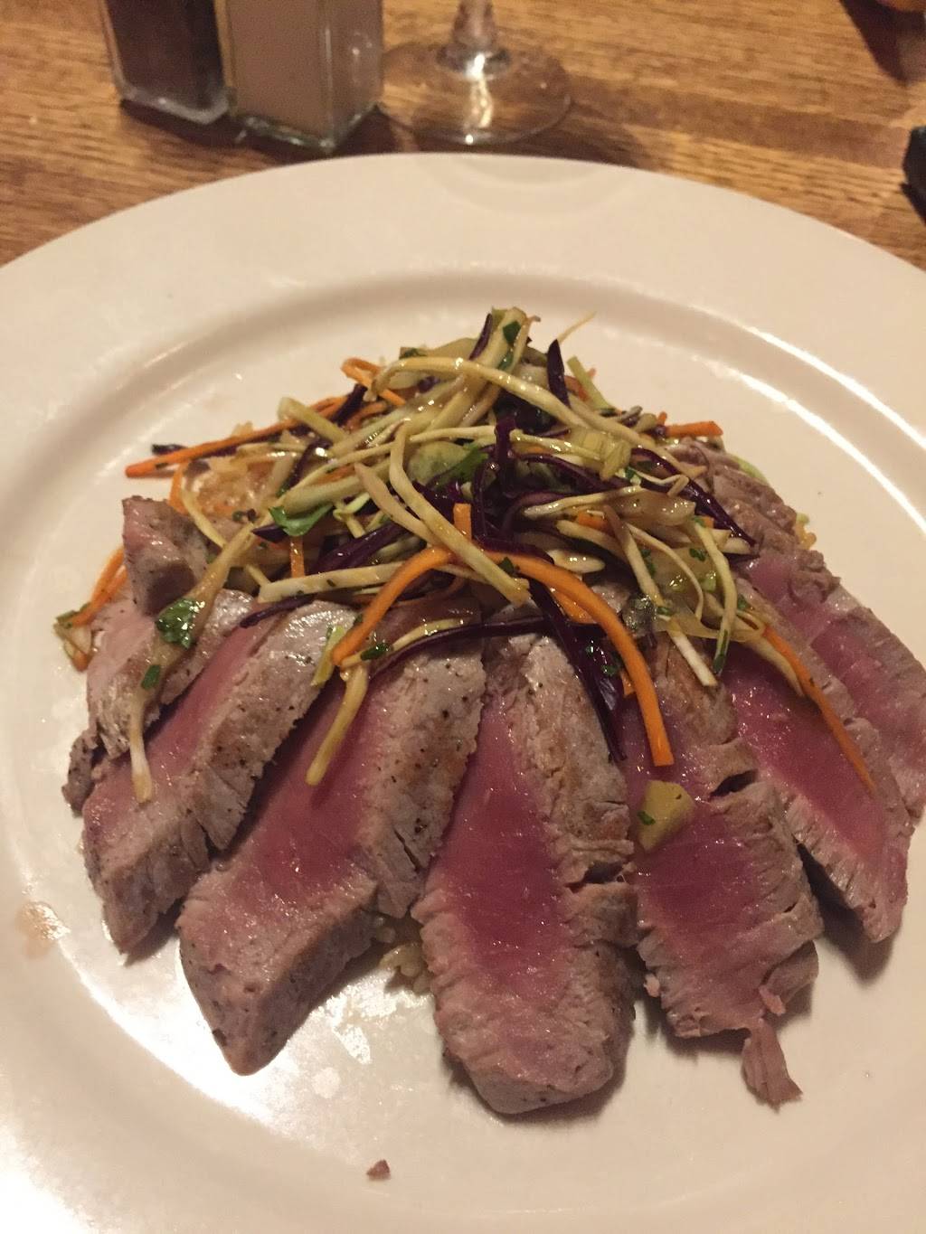 Great American Saloon | restaurant | 20 Dairyland Square, Red Lion, PA 17356, USA | 7172469548 OR +1 717-246-9548