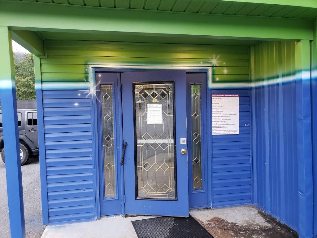 Smoky Mountain Sk8way | restaurant | 19025 Great Smoky Mountains Expy, Waynesville, NC 28786, USA | 8282469124 OR +1 828-246-9124