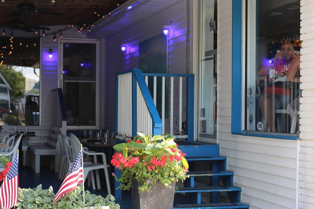 Shorebreak Lodge | restaurant | 10 Wilmington Ave, Rehoboth Beach, DE 19971, USA | 3022271007 OR +1 302-227-1007