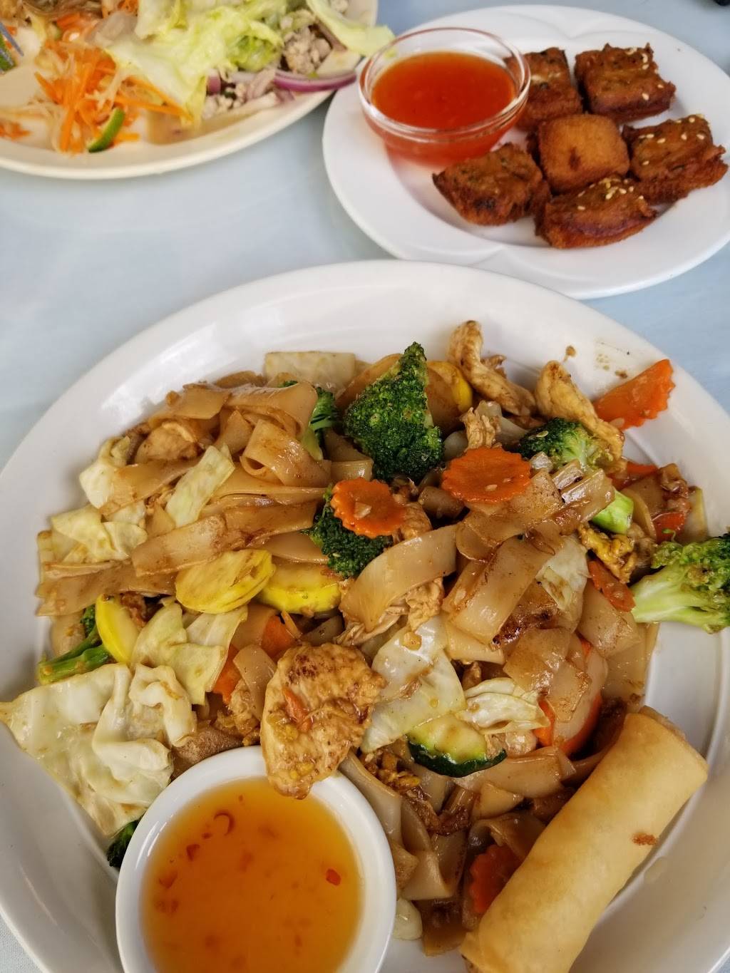 Baan Thai - Sala Thai Covington | restaurant | 315 N Vermont St, Covington, LA 70433, USA | 9853775904 OR +1 985-377-5904