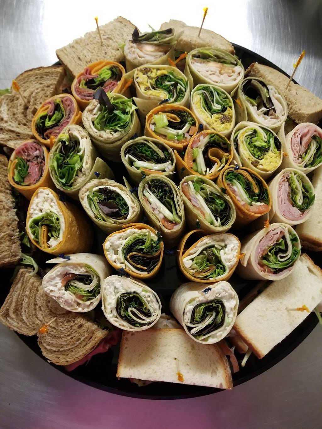 Jorgensens cafe and Deli | cafe | 103 Main St, Waterville, ME 04901, USA | 2078728711 OR +1 207-872-8711